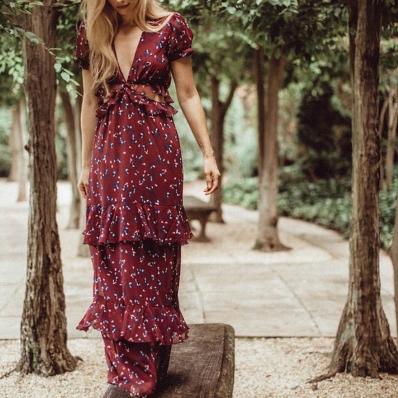 Wayf Dresses & Skirts - NWOT WAYF maxi dress size small